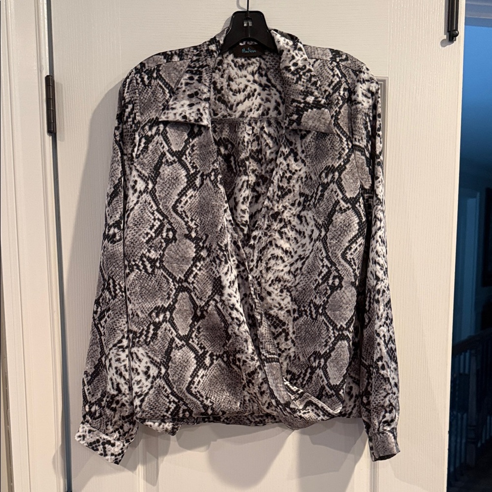 Madison Black and White Snake Print Blouse